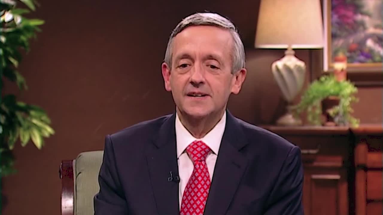 Dr. Robert Jeffress: Choosing The Extraordinary Life - LIFE Today With ...