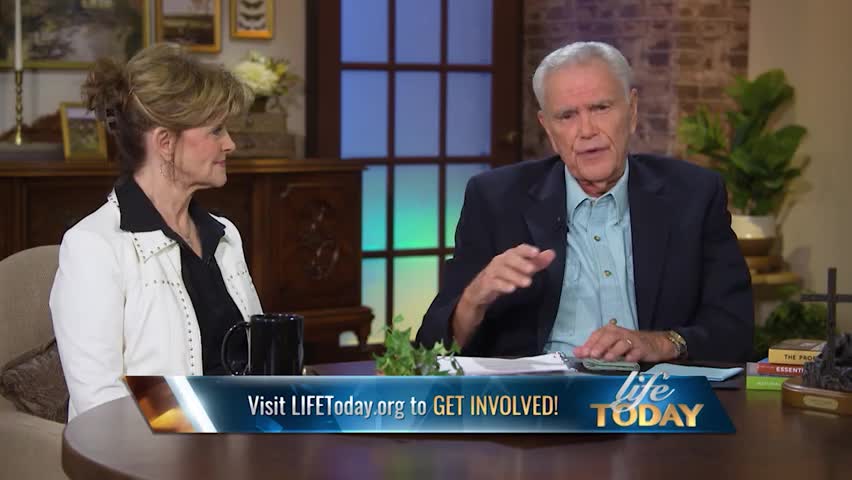 James and Betty Robison: Carried by God